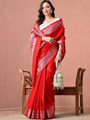 Red ethnic motifs zari art silk banarasi saree 4