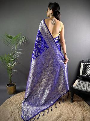 Blue woven design zari silk blend banarasi saree 2