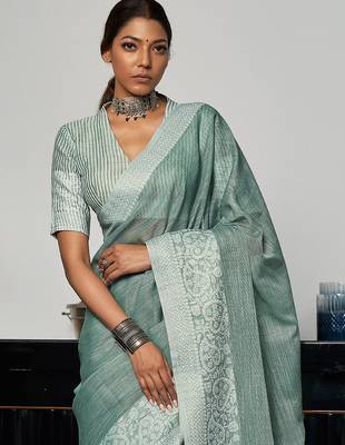 Green woven design zari saree 2