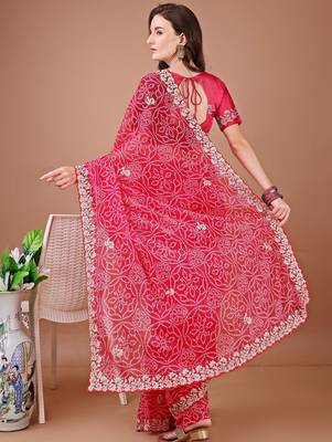 Red bandhani embroidered bandhani saree 3