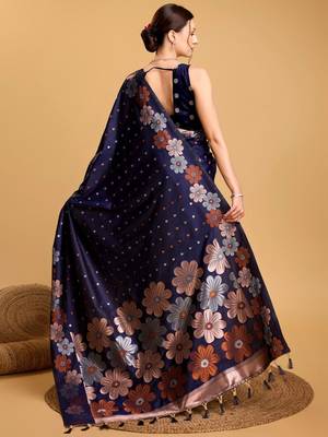 Navy blue soft silk saree with unstitched blouse piece 4