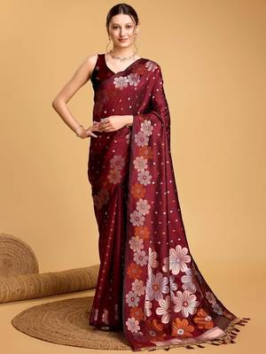 Maroon soft silk saree with unstitched blouse piece 1