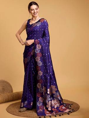 Blue women  saree with unstitched blouse piece 3