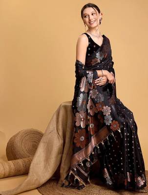 Black women  saree with unstitched blouse piece 4