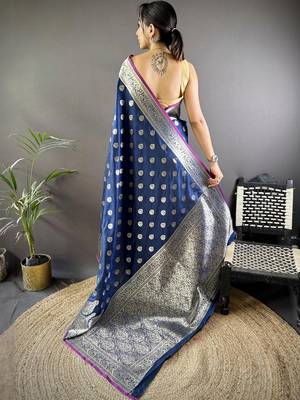Navy blue embellished zari silk blend designer banarasi saree 3
