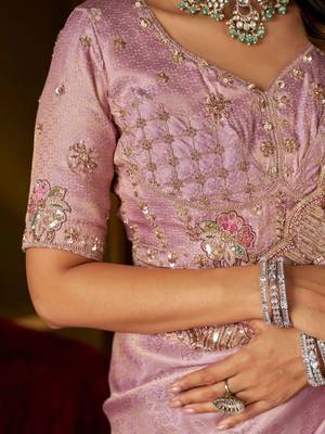 Lavender woven design embroidered silk blend designer kanjeevaram saree 4