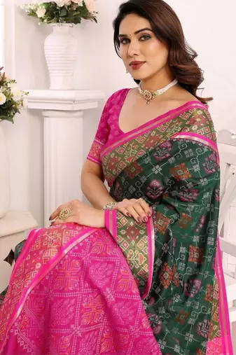 Green women bandhani zari silk blend designer patola saree