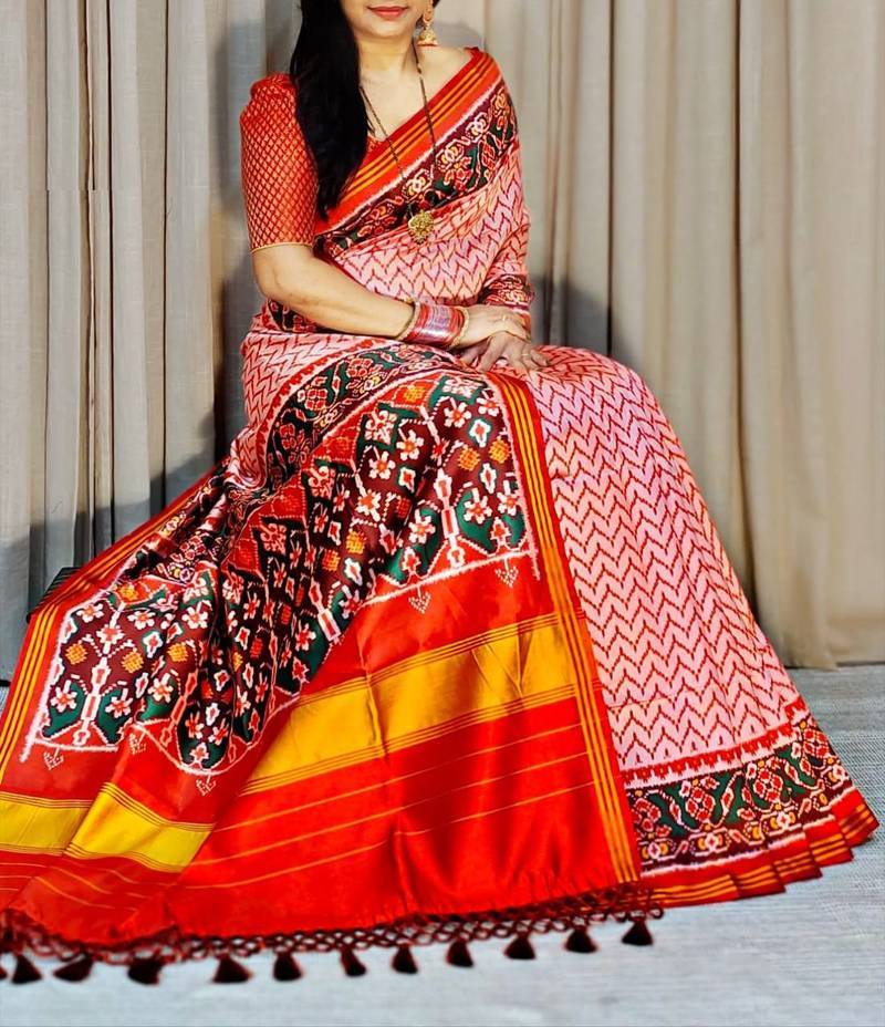 Red Color Lagadi Patta And Weaved Zari Border Work Silk Patola Saree