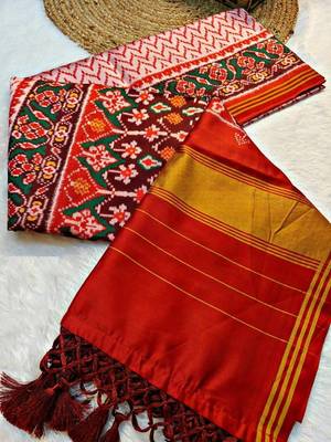 Red Color Lagadi Patta And Weaved Zari Border Work Silk Patola Saree 3
