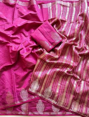 Rani Pink Color Nakashi Butta Figure Border Jari With Tassels Fumka On Pallu Tussar Silk Saree 2