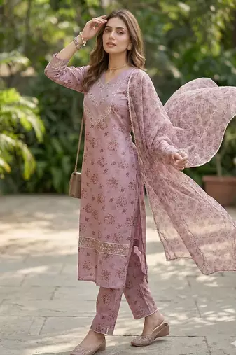 Women's silk chiffon embroidered kurta set with digital dupatta