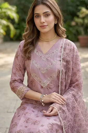 Women's silk chiffon embroidered kurta set with digital dupatta