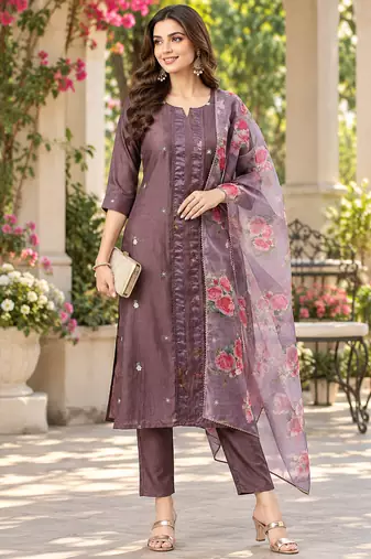 Women's reshm embroidered kurta pant dupatta set