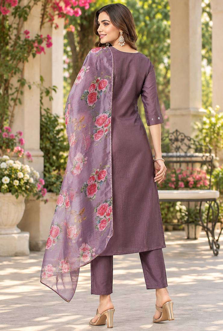 Women's reshm embroidered kurta pant dupatta set