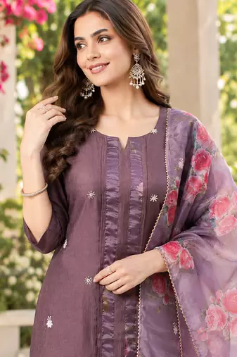 Women's reshm embroidered kurta pant dupatta set