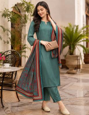 Women's straight side slit  kurta pant set with digital dupatta 2
