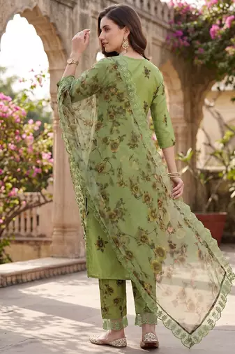 Women's silk chiffon embroidered kurta set with digital dupatta