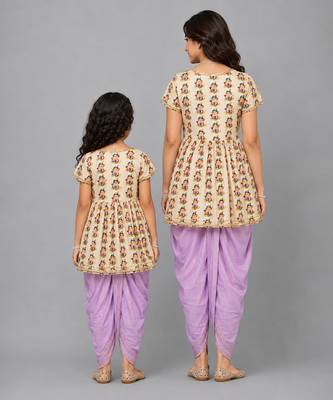 Mother daughter white printed cotton silk kurta dhoti set 2