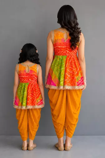Mother daughter multicolor printed georgette lungi skirt set