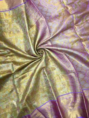 green woven kanchipuram silk blend saree with blouse piece 3