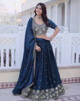 Royal Navy Blue Zari Embroidery Silk Wedding Wear Lehenga Choli 2