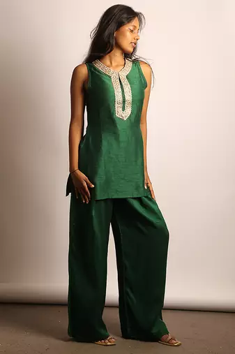 Green embroidered raw silk co ord set