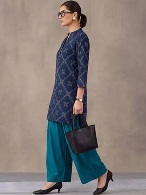 women printed regular cotton kurta with patiala 5