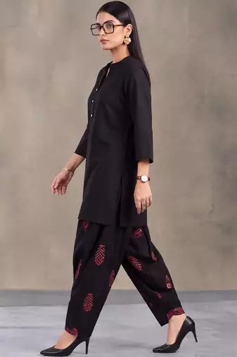women ethnic motifs regular cotton kurta with patiala