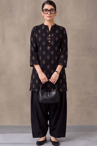 women ethnic motifs printed regular cotton kurta with patiala