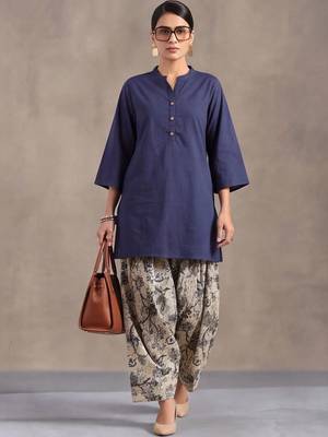 women ethnic motifs regular cotton kurta with harem pants 1