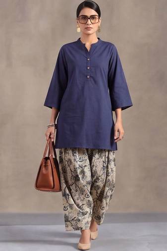 women ethnic motifs regular cotton kurta with harem pants