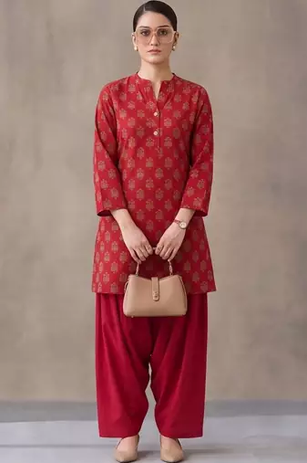 women ethnic motifs printed regular cotton kurta with patiala