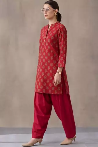 women ethnic motifs printed regular cotton kurta with patiala