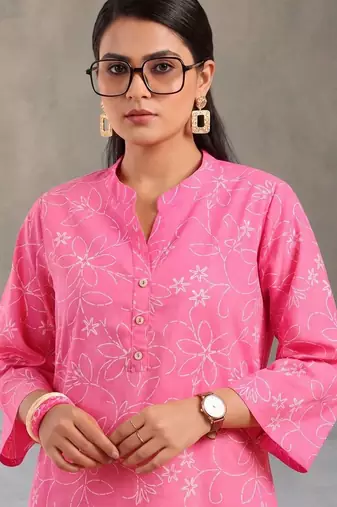 women floral printed regular cotton kurta with patiala