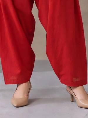 women printed regular cotton kurta with patiala 4