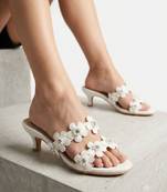 White flower kitten artificial leather heels