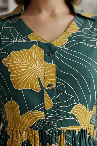 Green cotton printed maternity dress for women