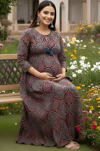 Maroon cotton printed maternity dress for women