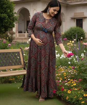 Maroon cotton printed maternity dress for women 5
