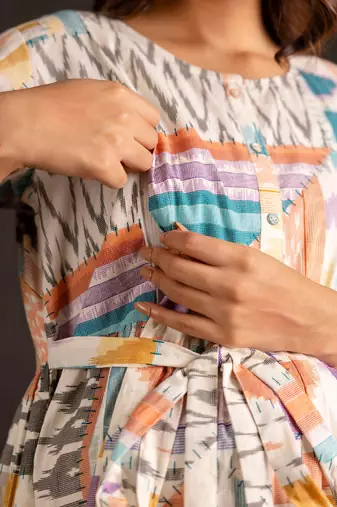 Multicolor cotton printed maternity dress for women