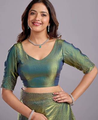 Green embellished sequinned organza heavy work saree 5