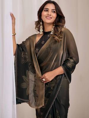Green floral sequinned organza saree 3