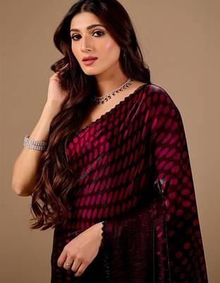 Maroon women ethnic motifs woven design saree 2