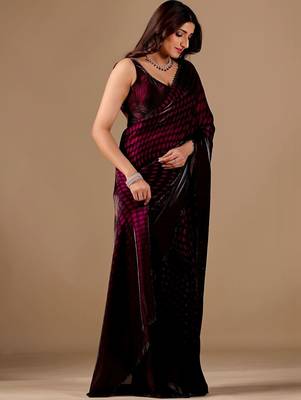 Maroon women ethnic motifs woven design saree 3