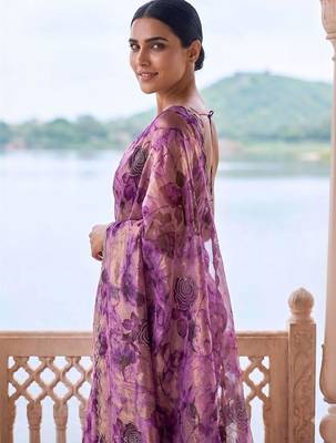 Purple tie and dye beads and stones organza saree 3