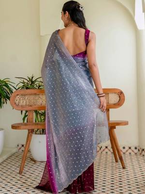 Grey women ombre zari saree 5