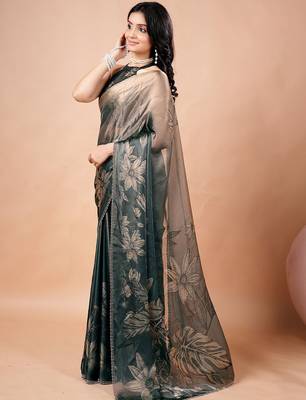 Green women ethnic motifs woven design saree 3