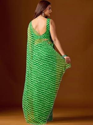 Green leheriya beads and stones  chiffon saree 5