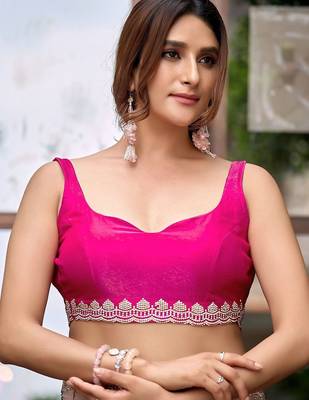 Off white floral sequinned organza saree 4