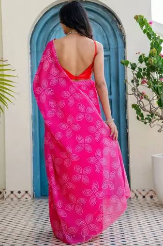 Red bandhani beads and stones jute cotton saree